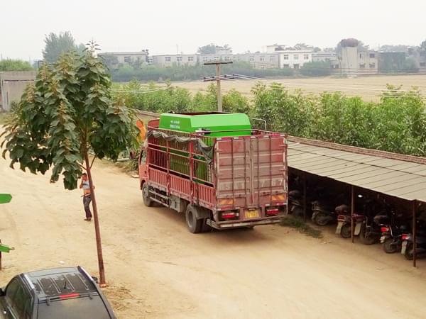 貴州養(yǎng)殖戶信任一科重工TMR飼料攪拌機